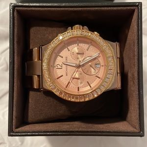 Michael kors rose gold watch